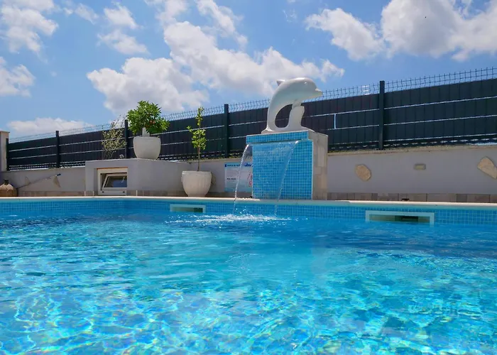 3 Bedroom Amazing In Vinovac *