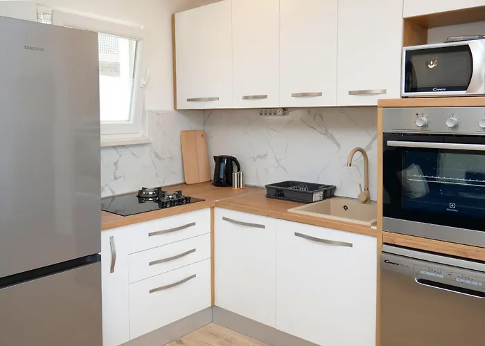 Сasa de vacaciones 3 Bedroom Amazing In Vinovac